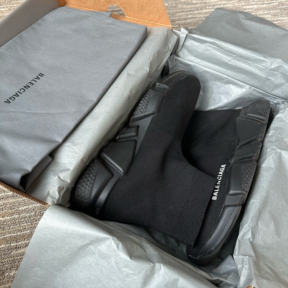 Balenciaga Speed Knit Sneakers - Size 38